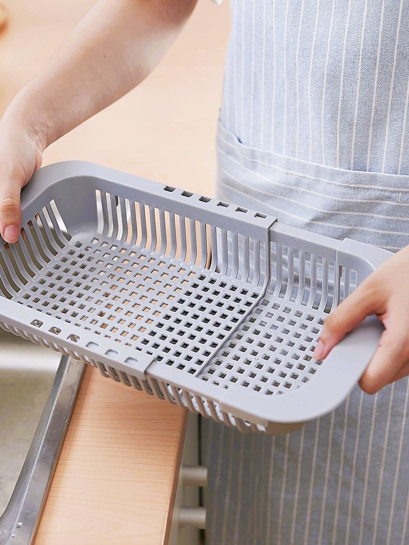 Adjustable Drain Basket, Modern Grey Plastic Fruit And Vegetable Drain Basket For Kitchen,Dish Drying Rack Black, Adjustable Stainless Steel Drainer Basket Drain Tray for Dish Vegetable Fruit